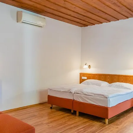 Bed & Breakfast Novak Haz *